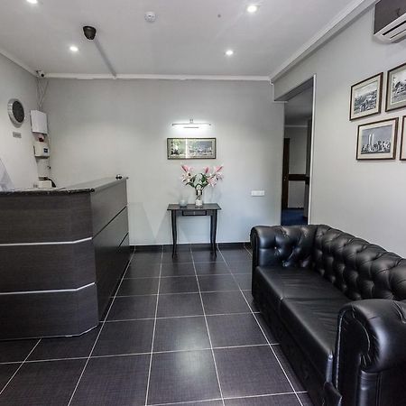 Salem Hotel On Abaya Алма Ата Екстериор снимка