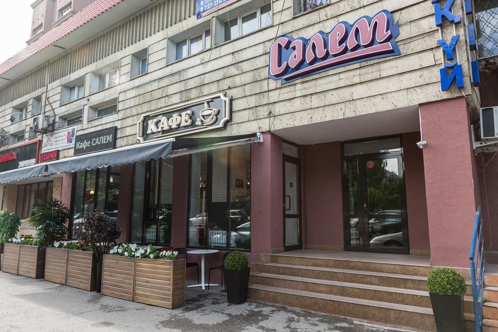 Salem Hotel On Abaya Алма Ата Екстериор снимка